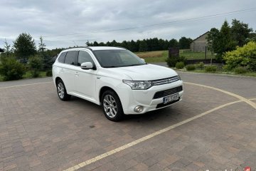 Mitsubishi Outlander III (2012-)